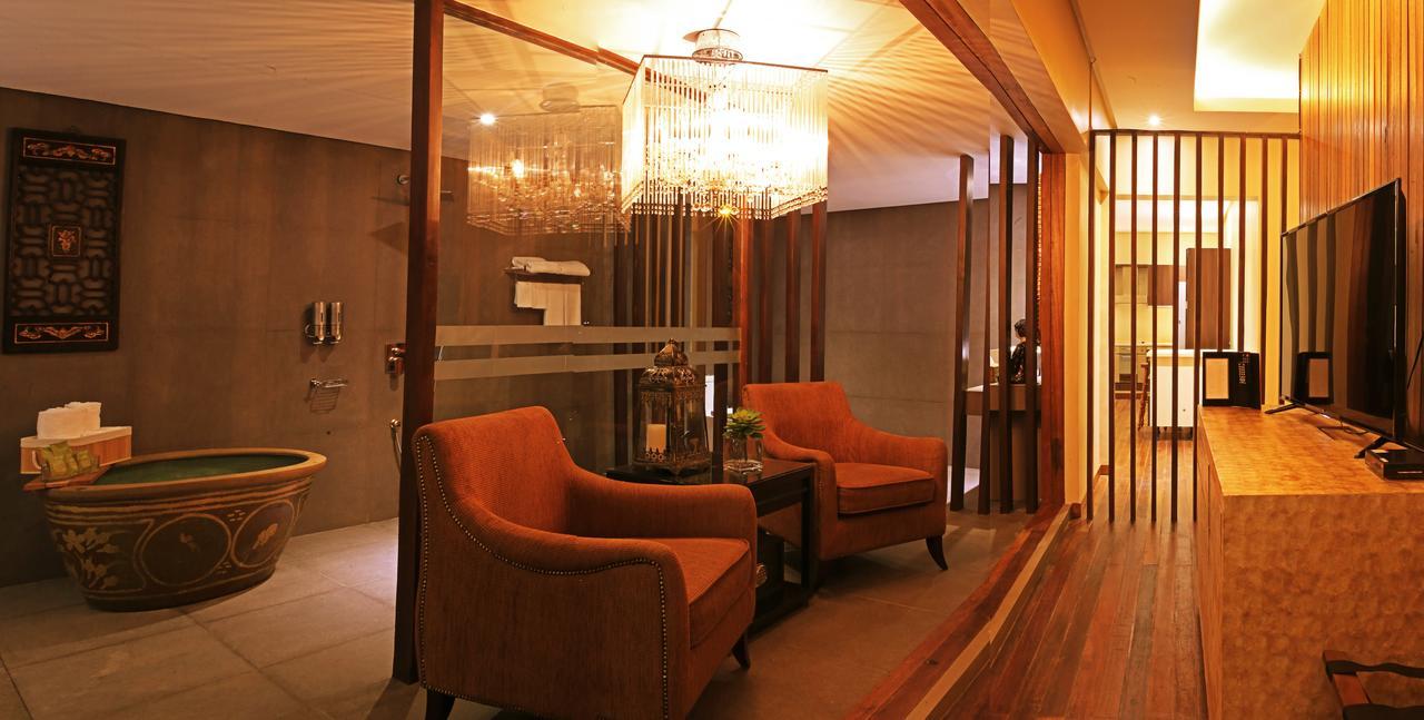 The Oriental Luxury Suites Alfonso Номер фото